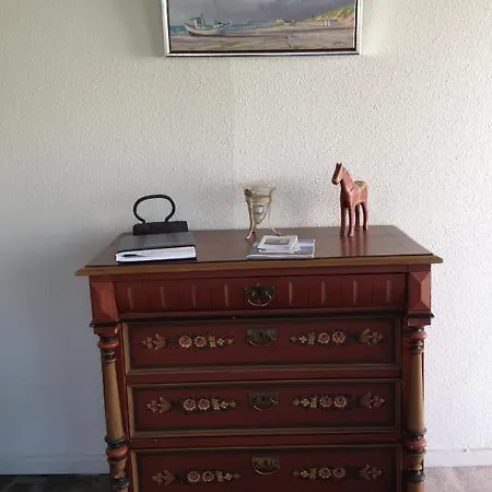 Strandly 3* Лёккен
