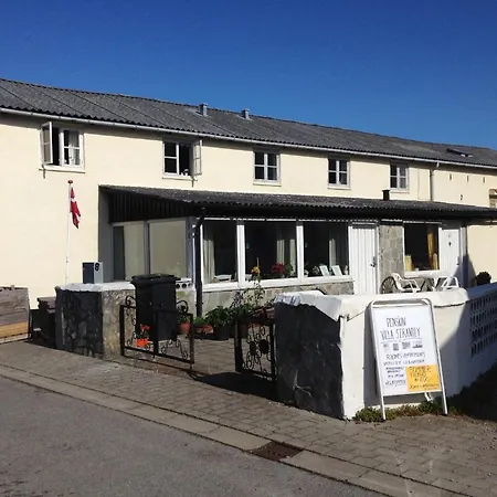 Strandly Bed & Breakfast 3*